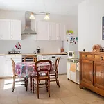 Maison De Charme Au Coeur Du Vieux Villa