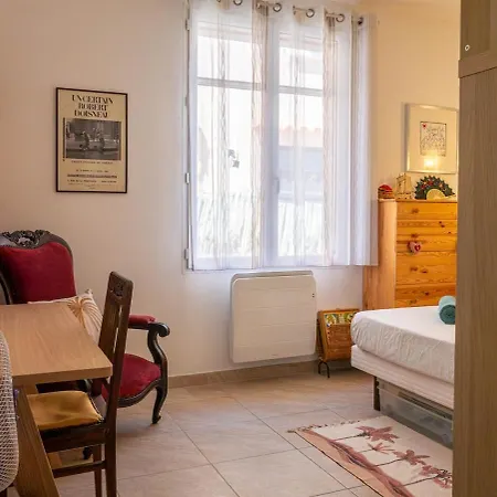 Maison De Charme Au Coeur Du Vieux Hyeres